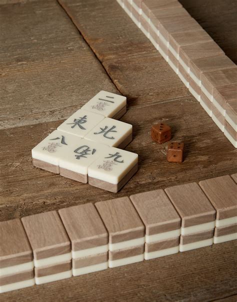 best luxury mahjong sets.